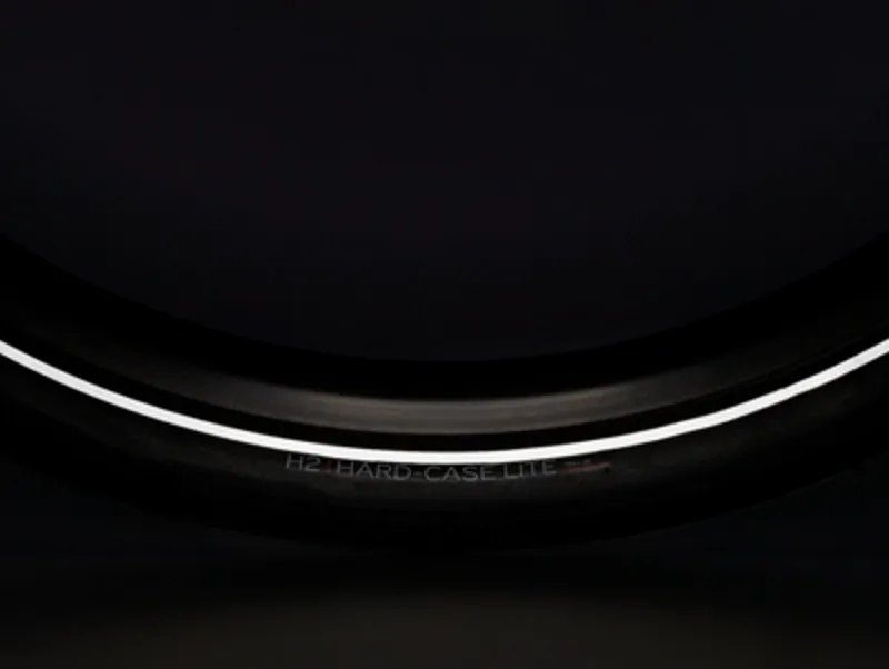 Bontrager H2 Hard-Case Lite Reflective Hybrid Tyre-2