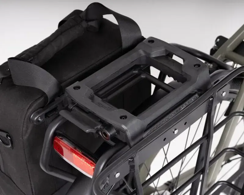 Atranvelo Rack AVS Premium Triple-X Locking Interf Black -1