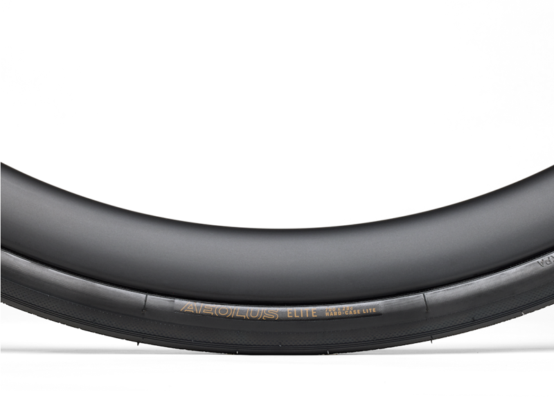 Bontrager Aeolus Elite HCL 700x26c Road Tire in Black-2