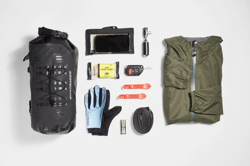 Bontrager Adventure Handlebar Bag BLACK 9 -1