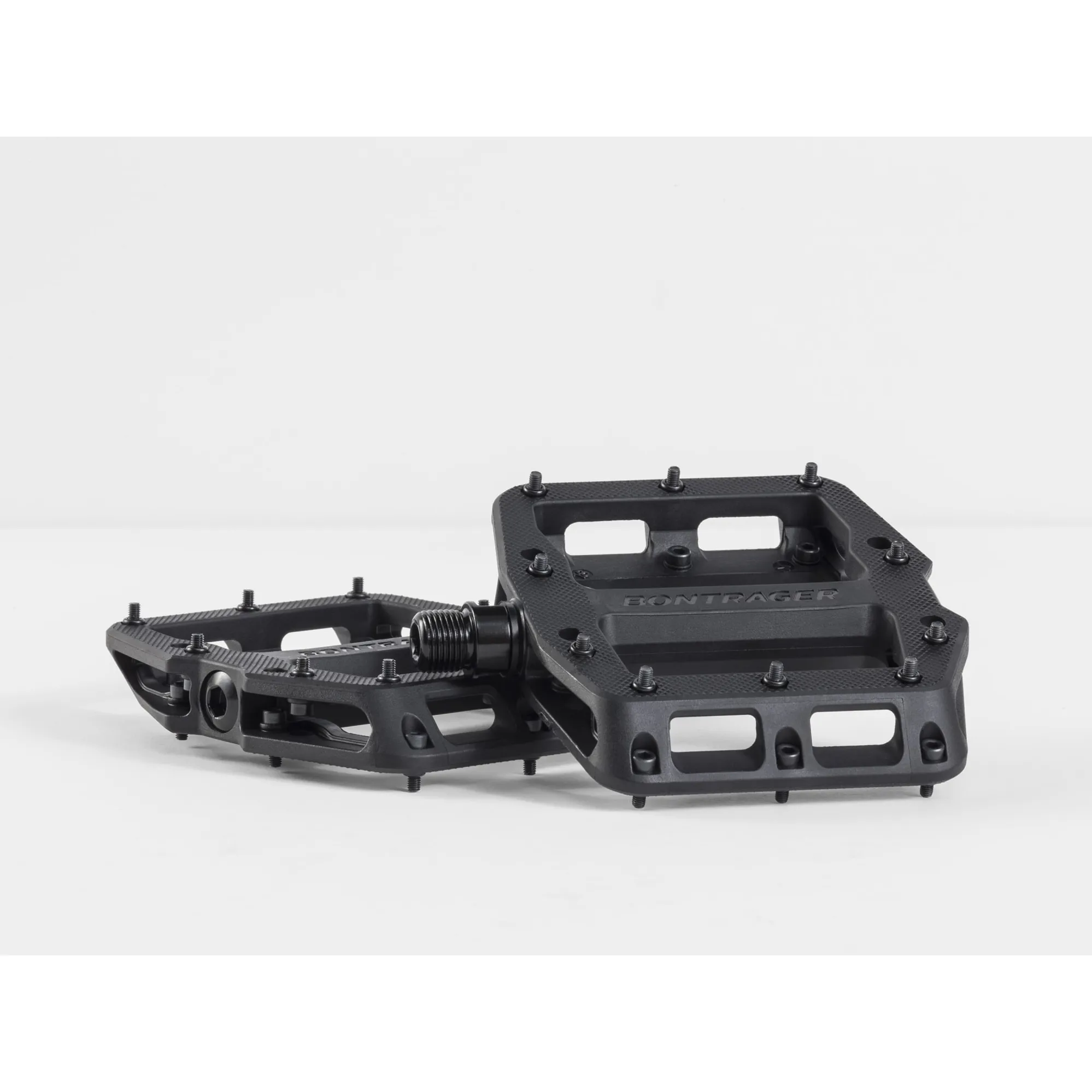 Bontrager Line Elite Flat Mountain Bike Pedals in Black