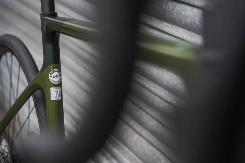 Orbea 2022 Orca M31e Team 57cm Military Green Gloss/Metallic Dark Green Matte-6