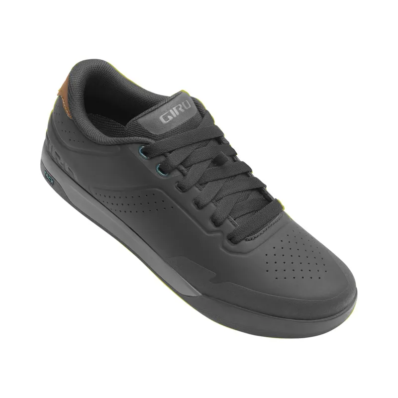 Giro Latch Men's Flat-Pedal Bike Shoes – Tack Rubber Outsole, Mute