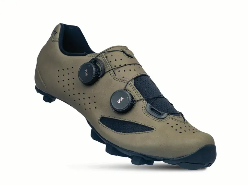 Lake MX239 Gravel Bike Shoes in Stone/Black Microfiber-1