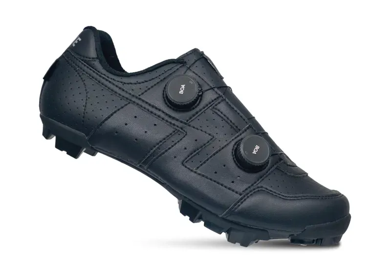 Lake MX30G-X Gravel Shoes in Black