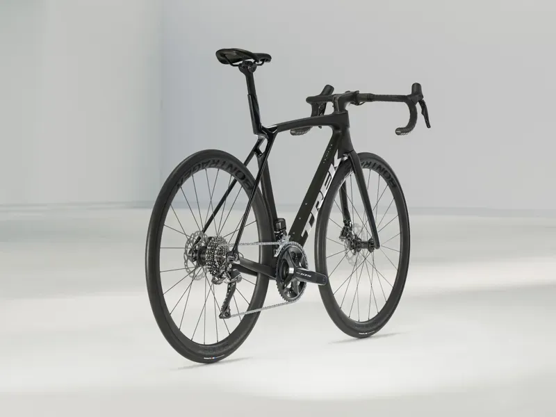 Trek 2025 Madone SL 6 Gen 8 Dark Web-1