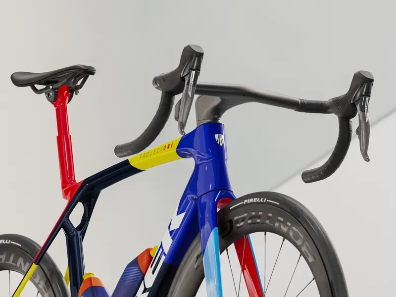 Trek 2025 Madone SLR 7 AXS Gen 8 Navy Smoke-4