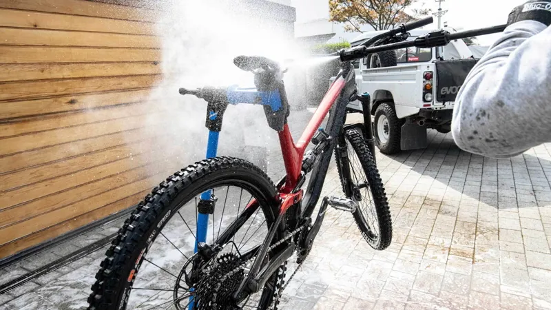 Muc-Off Pressure Washer Bundle -2