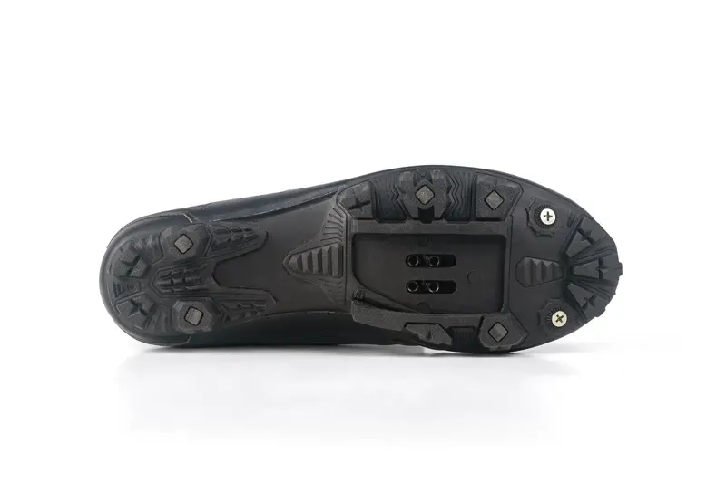 Lake MX190 Cycling Shoes in Black/Black-4