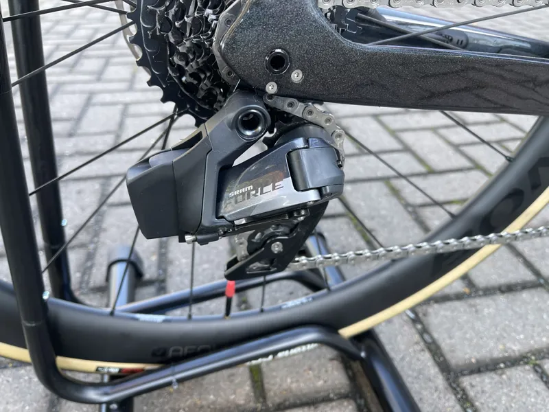 Trek Madone SLR 7 Gen6 eTap 58cm - Ex Demo-9