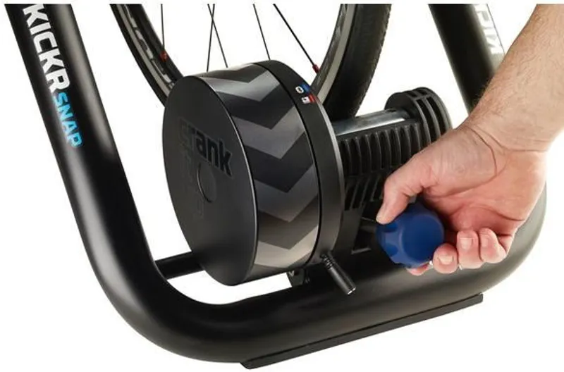 Wahoo Kickr Snap Smart Power Trainer-1