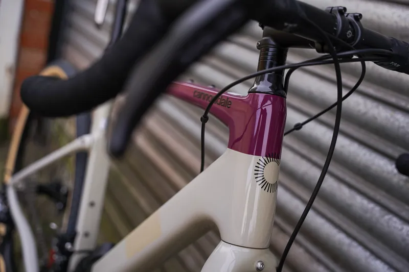 Cannondale Topstone Carbon 3 Gravel Bike in Quicksand-2
