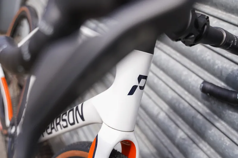 Pearson OnOn Race GRX87 Racing White-10