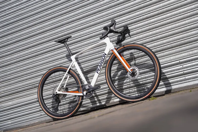 Pearson OnOn Race GRX87 Racing White-1