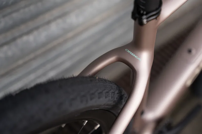 Orbea Terra M30Team 1X Gravel Bike in Nickel/Cinnamon Matt-10