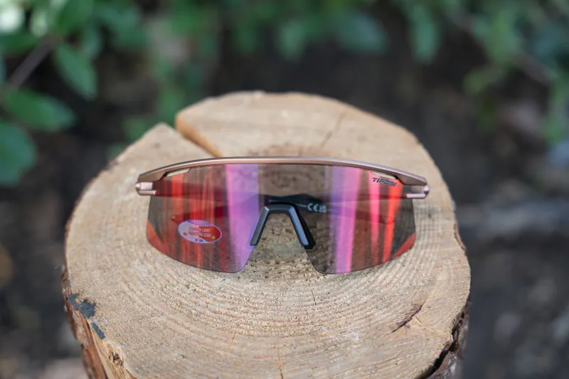 Tifosi Moab Lite Clarion Fotoec Sunglasses 2025: M- L BRONZE Medium/Large-1