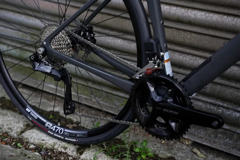 Cannondale Synapse Carbon 2 LE Endurance Bike in Smoke Black-2