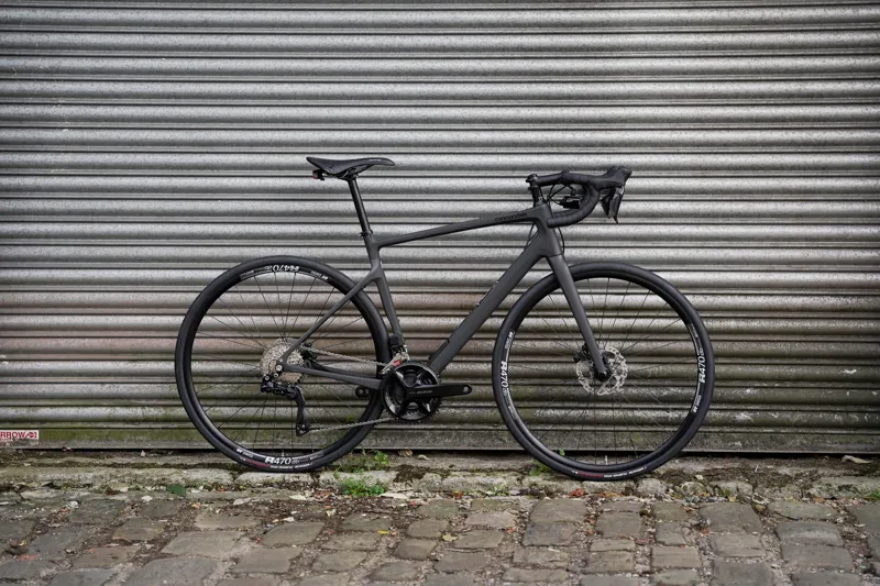 Cannondale Synapse Carbon 2 LE Endurance Bike in Smoke Black-7