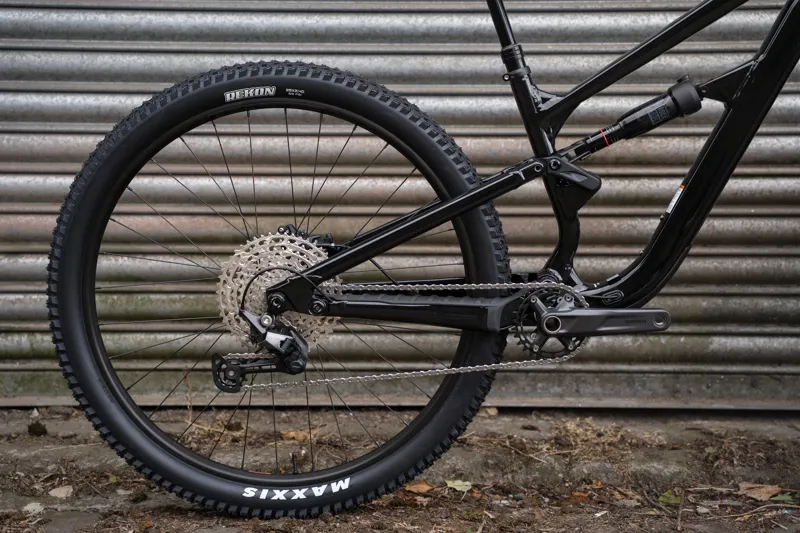 Cannondale Habit 4 Trail Bike in Black-5