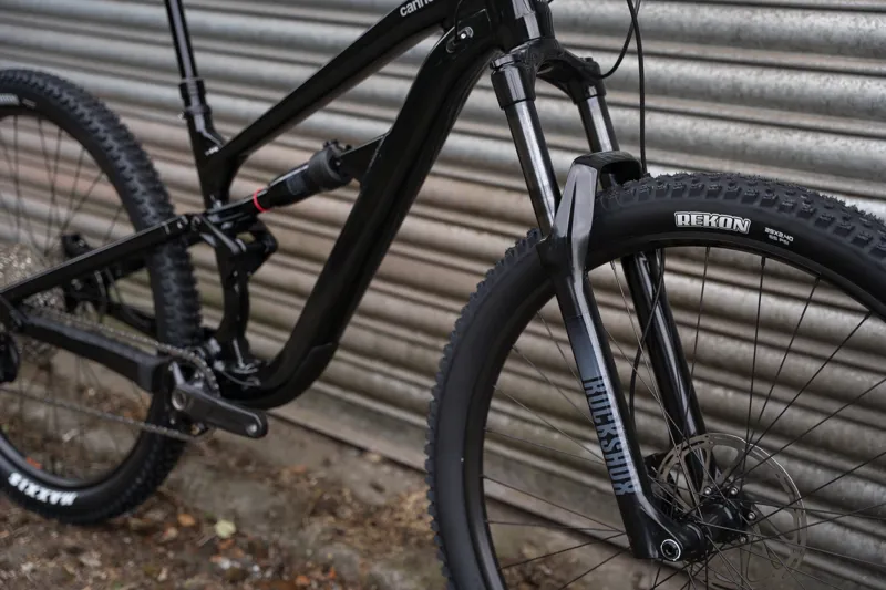 Cannondale Habit 4 Trail Bike in Black-11