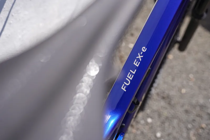 Trek Fuel Exe 9.5 Deore Electric Mountain Bike in Hex Blue-3