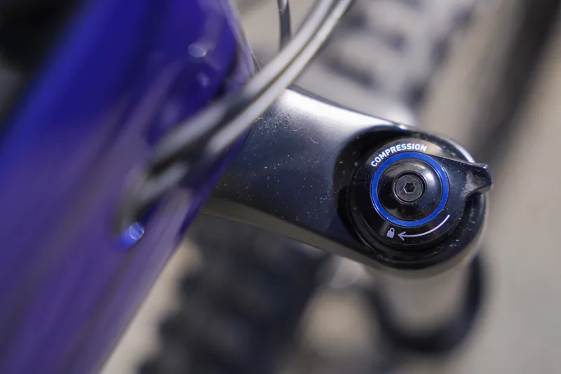 Trek Fuel Exe 9.5 Deore Electric Mountain Bike in Hex Blue-11