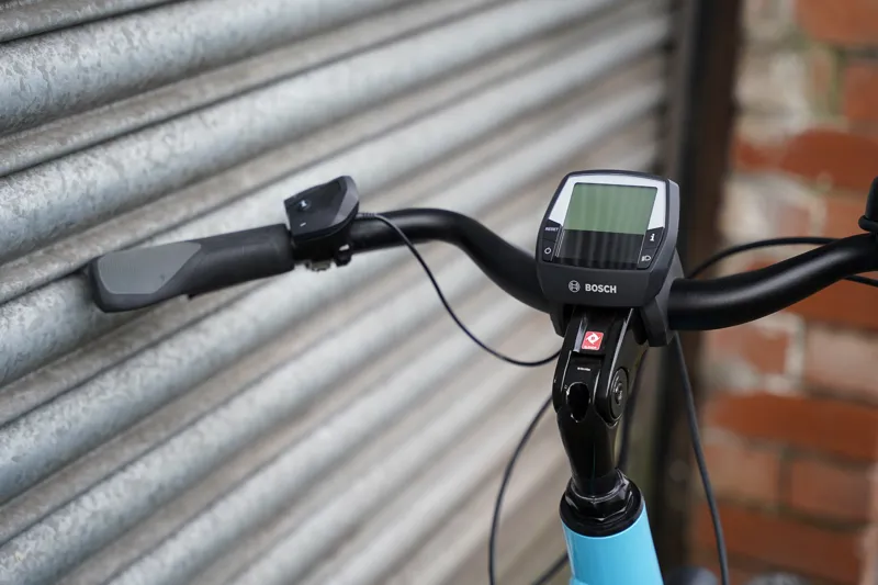 EX-DEMO Trek Verve +2 L/S 500wh Medium Azure-2