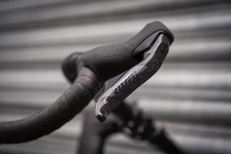 EX-DEMO Trek Madone SL 6 AXS Gen 8 Road Bike Medium Black -4