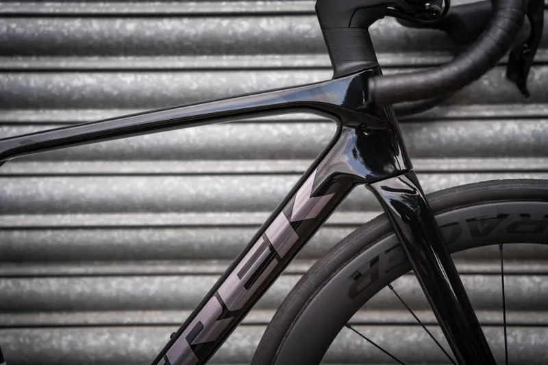 EX-DEMO Trek Madone SL 6 AXS Gen 8 Road Bike Medium Black -10