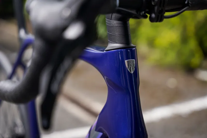 Trek 2025 Madone SL 5 Gen 8 Hex Blue -4