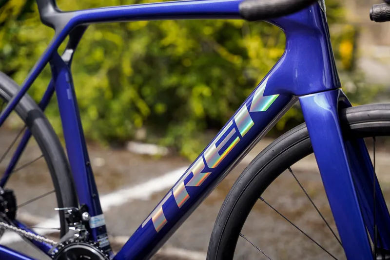 Trek 2025 Madone SL 5 Gen 8 Hex Blue -5