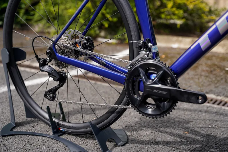 Trek 2025 Madone SL 5 Gen 8 Hex Blue -6