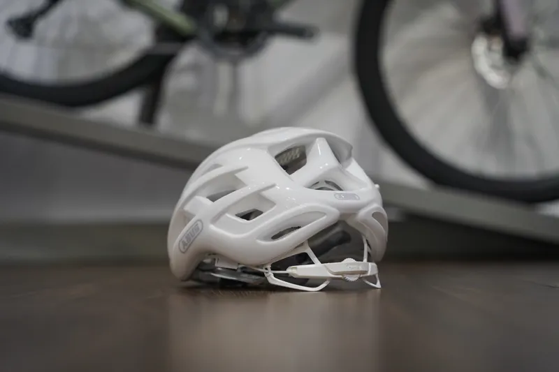 ABUS - AIRBREAKER Pure M White Medium-3