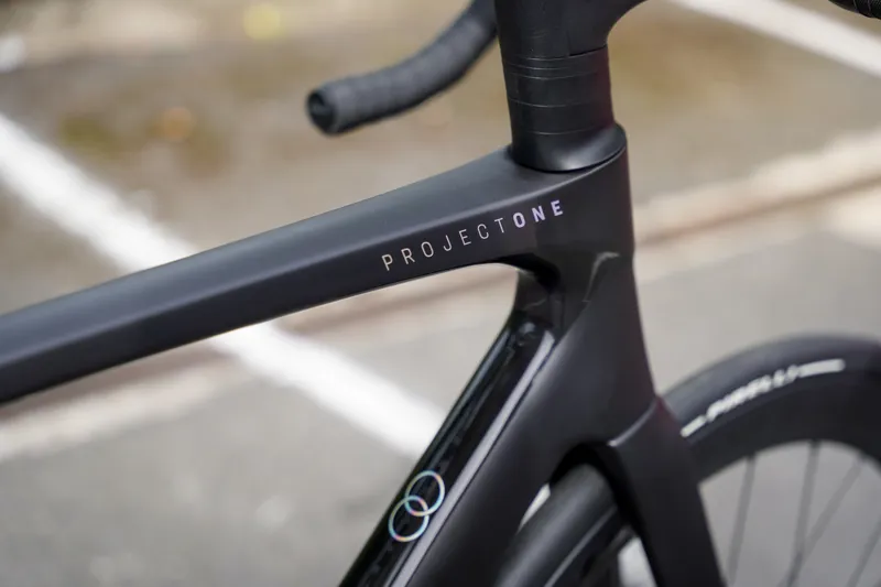 Trek 2025 Madone SLR 7 Gen 8 Carbon Smoke-3