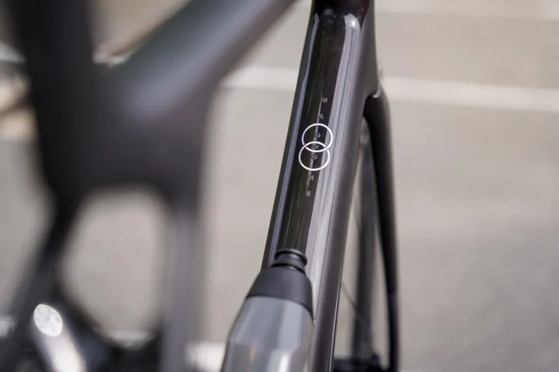 Trek 2025 Madone SLR 7 Gen 8 Carbon Smoke-5