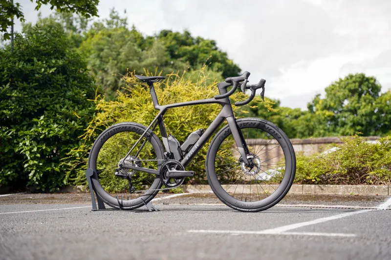 Trek 2025 Madone SLR 7 Gen 8 Carbon Smoke-1