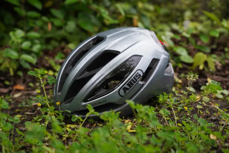 Abus TAIPAN LED graphite silver-3