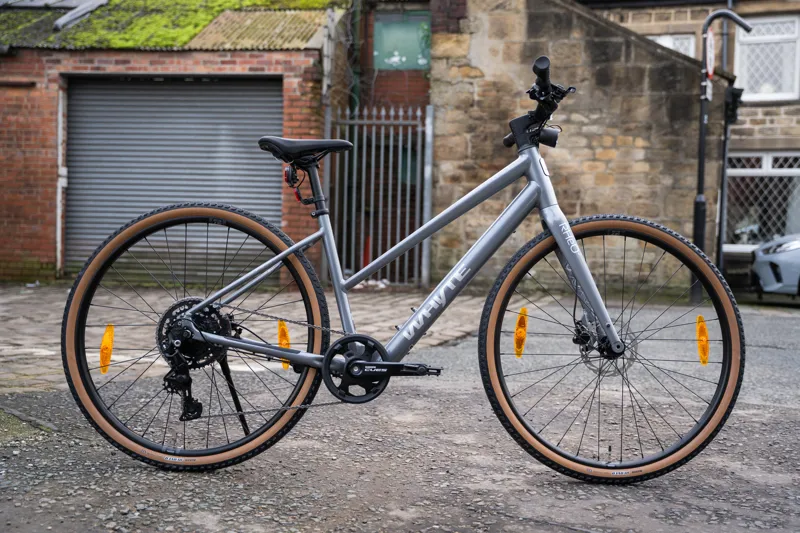 Whyte Bikes RheO 2 ST eCity and Leisure Bike in Silver-9