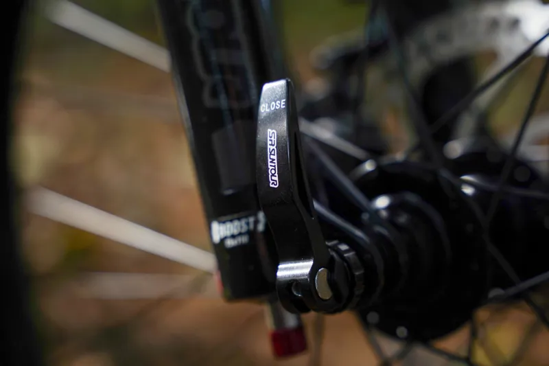 Cannondale Habit 26 Wheel Junior Full Suspension Bike in Teal-12