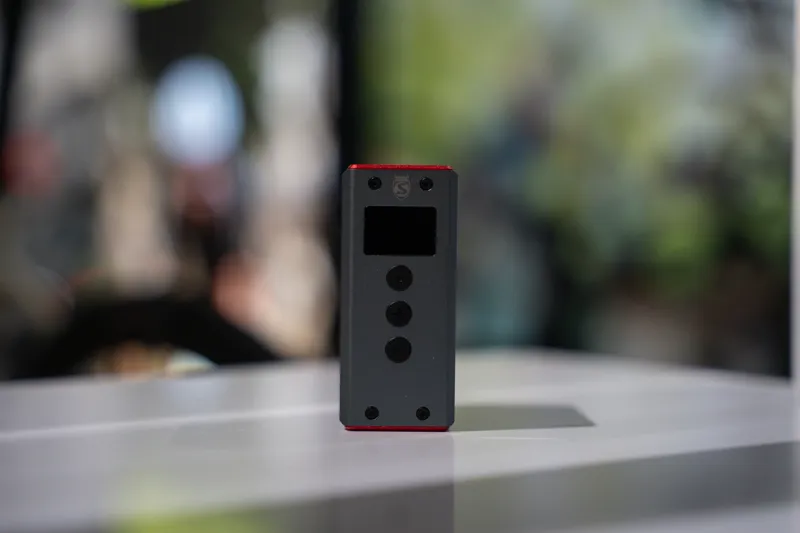 Silca Elettrico Ultimate Mini Inflator in Red-2