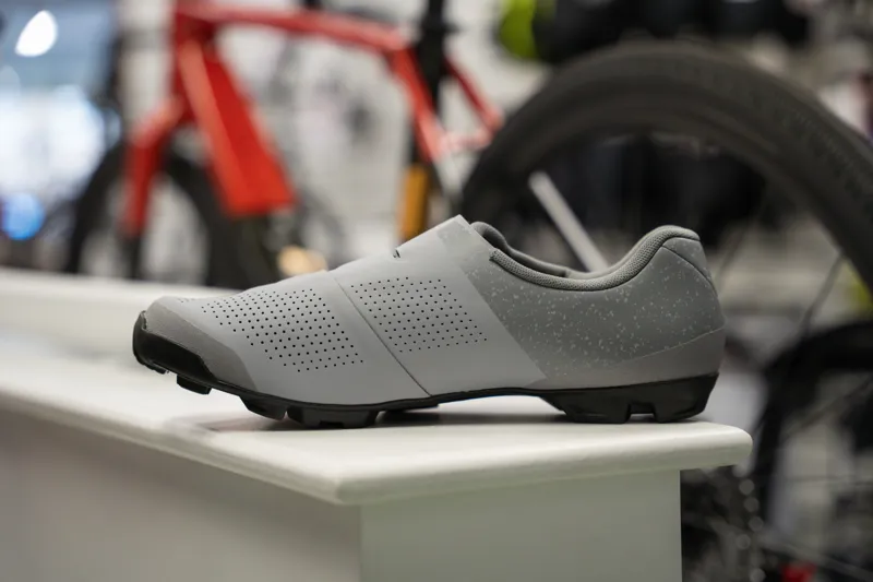 Shimano Clothing XC3 XC302 Shoes in Grey-11