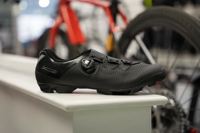 Shimano Clothing XC3 XC302 Shoes in Black-6