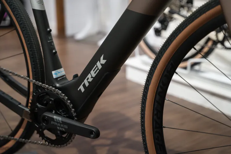 Trek Checkpoint+ SL 5 BRONZE AGE/DARK WEB-2