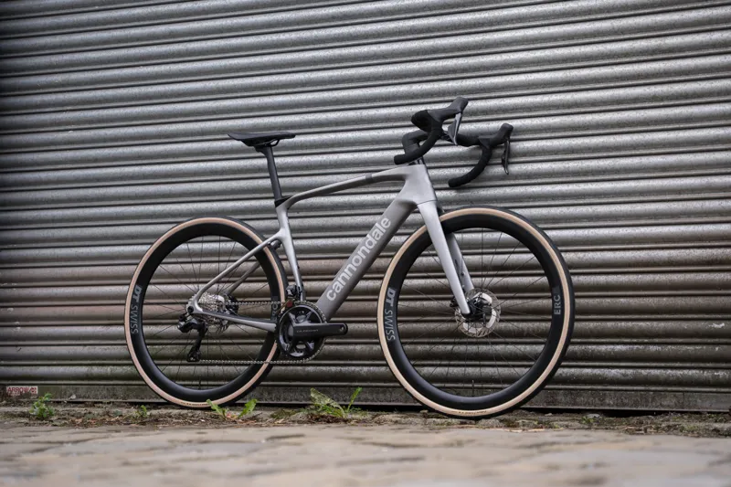 Cannondale Synapse Carbon 2 / Grey-1