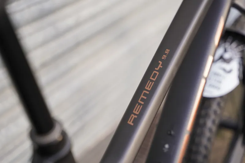 Ex-Display Trek Remedy 9.8 XL Matte Trek Black -2