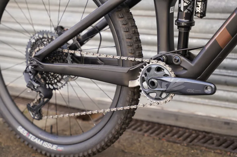 Ex-Display Trek Remedy 9.8 XL Matte Trek Black -7