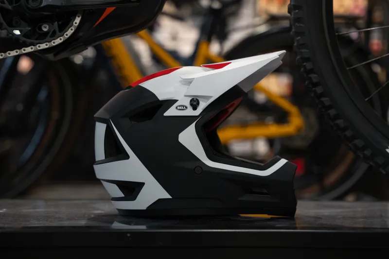 Bell Sanction 2 Dlx Mips Mtb Full Face Helmet in Deft Matte Black/White-6