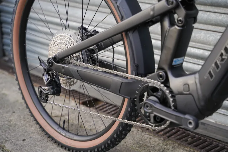 Trek Powerfly FS+ 6 Gen 4 E-Mountain Bike In Gloss Dark Star/Matte Dark Web-7