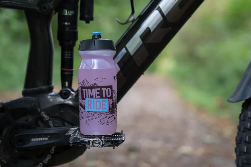 Chevin Cycles TTR Sense Grip 650ml Clear Water Bottle-4