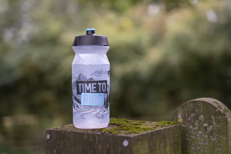 Chevin Cycles TTR Sense Grip 650ml Clear Water Bottle-6